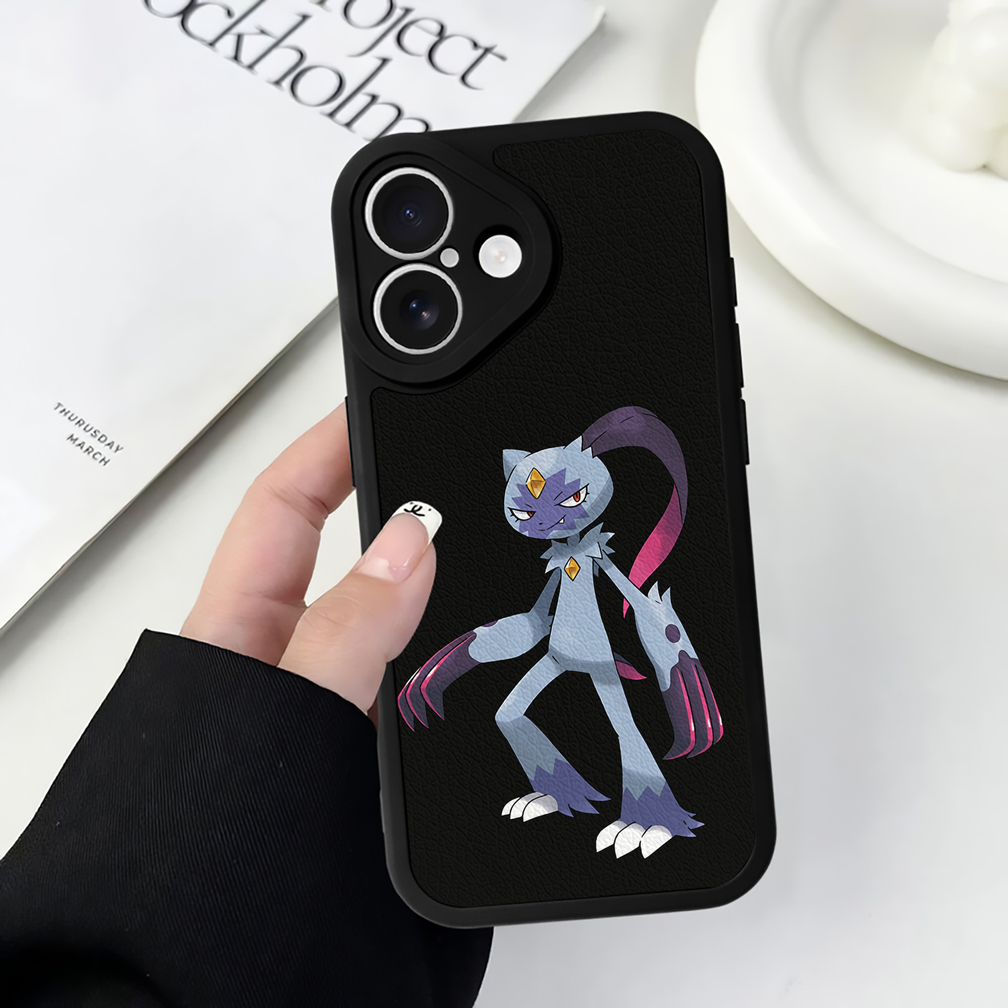 （画像用） ポケットモンスター Pokémon 【iPhone 16シリーズ対応】シリコンスマホケース（レザー調） 材質：シリコン